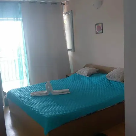 Vila Omi